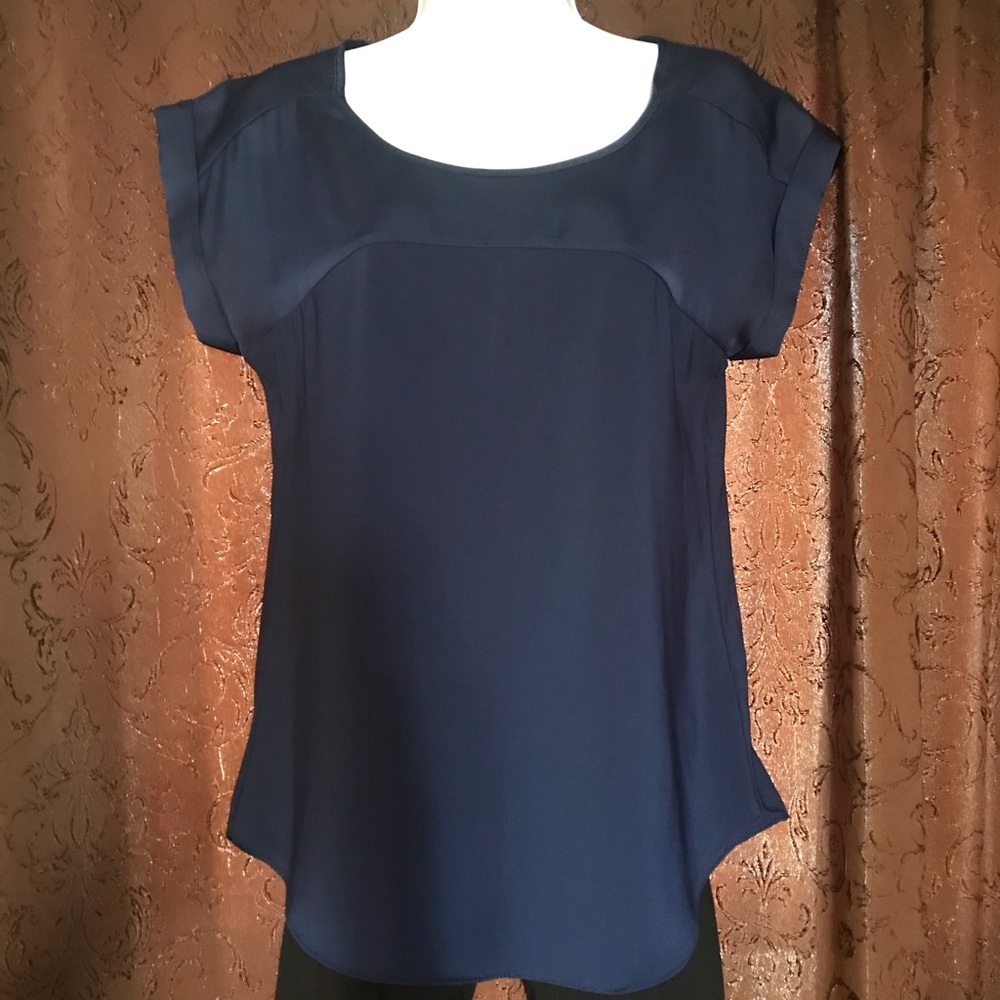 Express Top - Picture 3 of 3